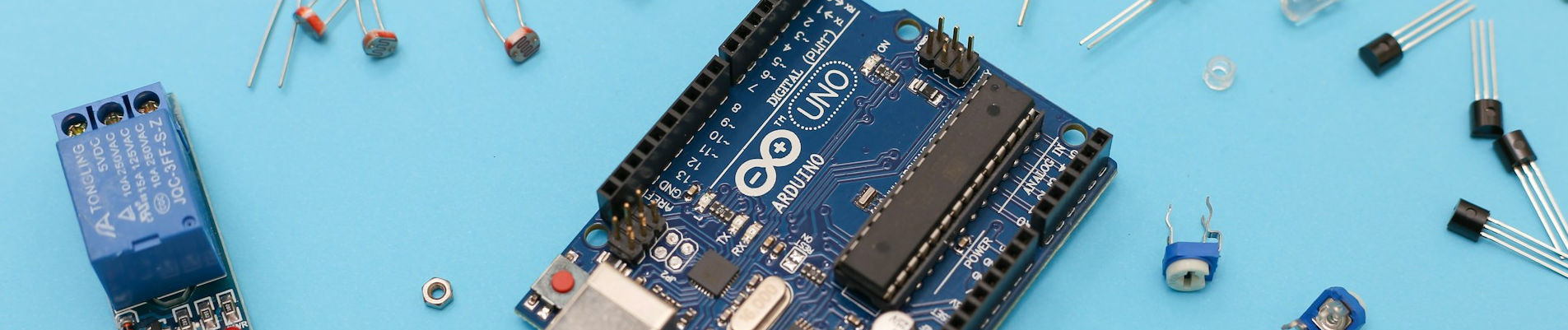 An image of an arduino device and other electronic components